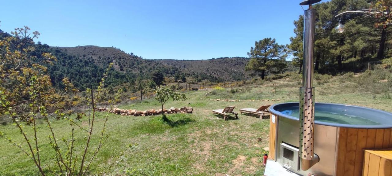 Almuñécar Esencia Lodge - Luxurious Off-Grid Cabin Retreat מראה חיצוני תמונה