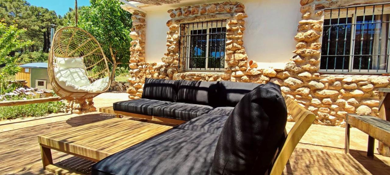 Almuñécar Esencia Lodge - Luxurious Off-Grid Cabin Retreat מראה חיצוני תמונה